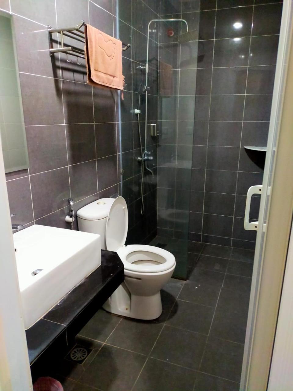 Langkawi Uptown Hotel Kuah Esterno foto